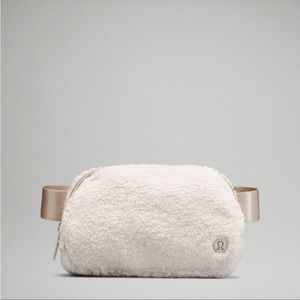 Cream Fleece Wear Everywear Lululemon Bag
